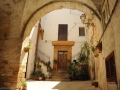 47-ARCO-CON-CORTILE-E-CASA-DSC_1367