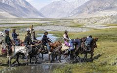 wakhi-702
