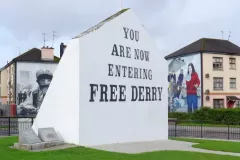 014-Londonderry-Murale-su-Rossville-street