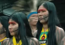 Amazzonia: le guerriere contro i mostri di fuoco