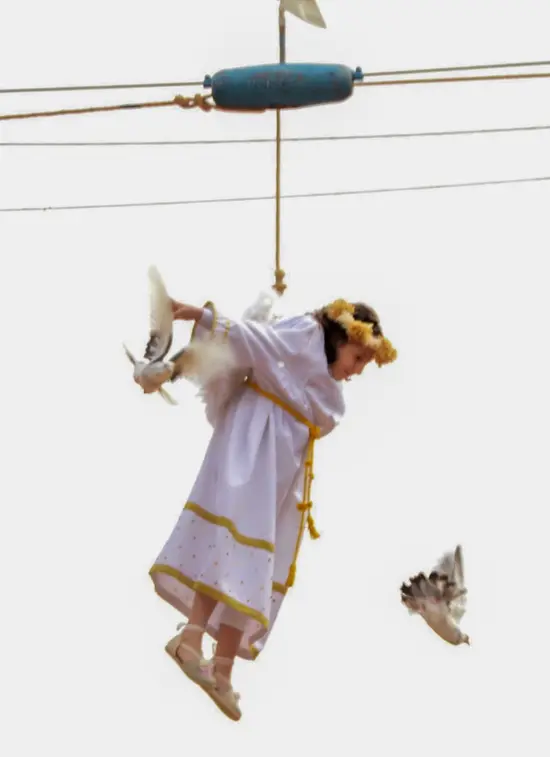 La Bajada del Ángel di Peñafiel