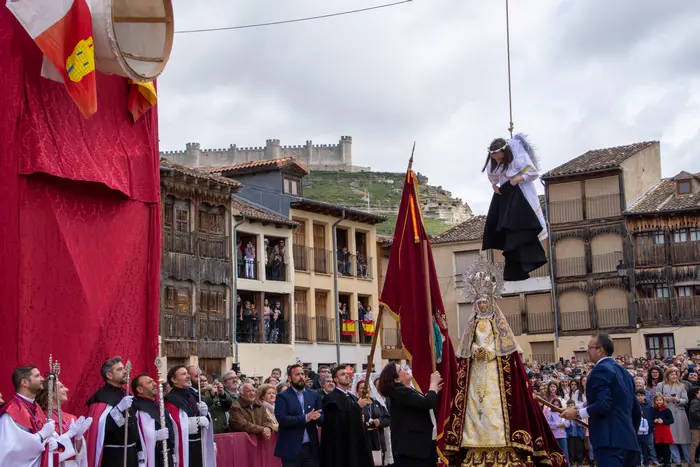 La Bajada del Ángel di Peñafiel